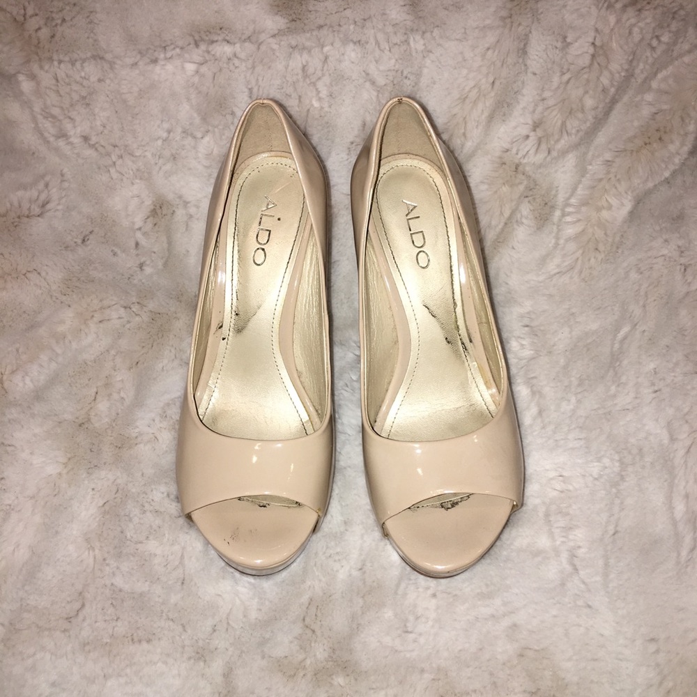 Nude Peep Toe Double Platform Heels